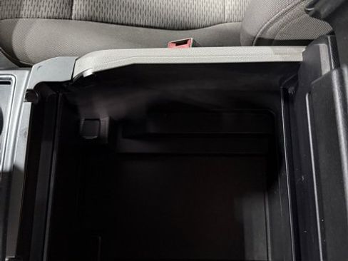 Used 2019 Ford F250 XLT w/ XLT Value Package image 27