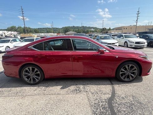 Used 2021 Lexus ES 350 F Sport w/ Accessory Package FWD image 9