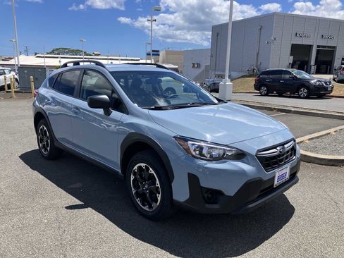 Used 2021 Subaru Crosstrek 2.0i image 2