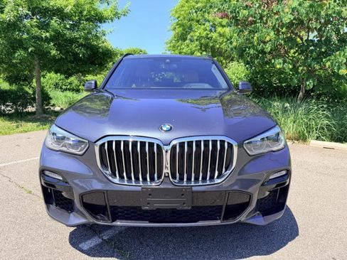 Used 2019 BMW X5 xDrive50i w/ M Sport Package AWD/4WD image 4