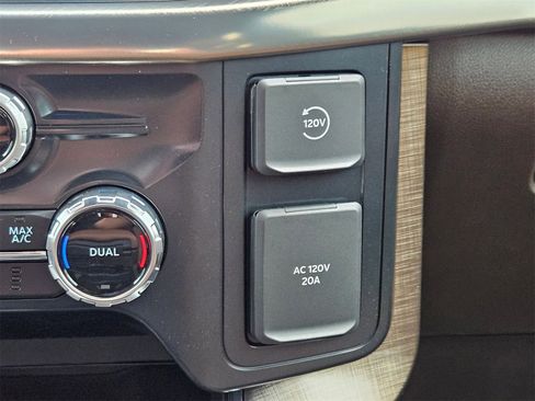 New 2026 Ford F150 King Ranch w/ Equipment Group 601A High image 25