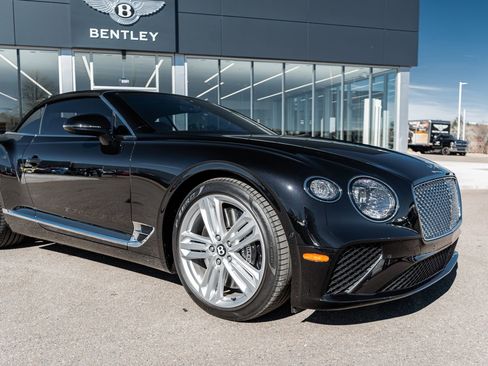 Certified 2023 Bentley Continental GT Mulliner image 18