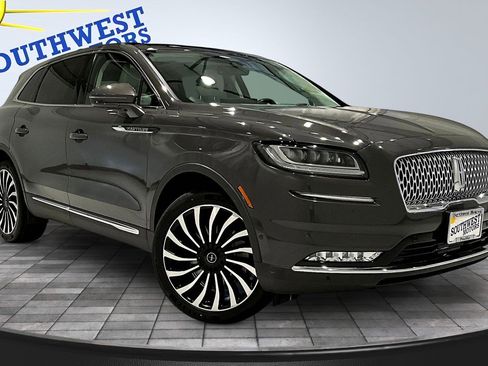 Used 2022 Lincoln Nautilus Black Label w/ Class II Trailer Tow Package image 3