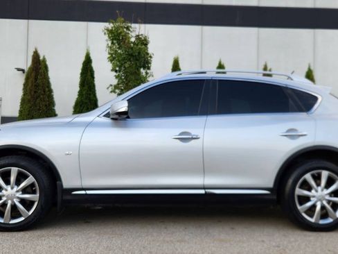 Used 2017 INFINITI QX50 AWD w/ Premium Plus Package image 2
