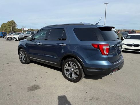 Used 2019 Ford Explorer Limited w/ Limited Luxury Package image 3
