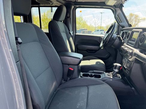 Used 2020 Jeep Wrangler Unlimited Sport AWD/4WD image 16