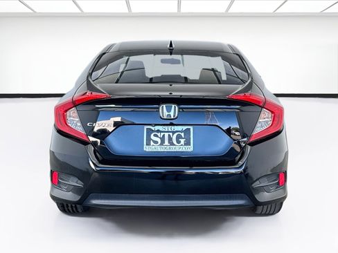 Used 2017 Honda Civic EX image 5