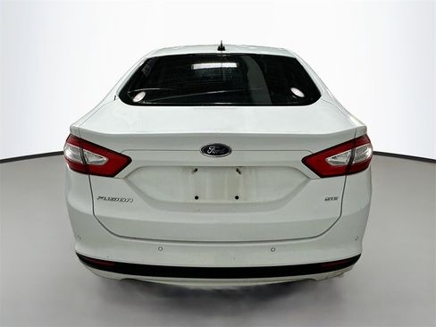 Used 2014 Ford Fusion SE image 7