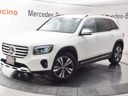 Certified 2025 Mercedes-Benz GLB 250 image 2