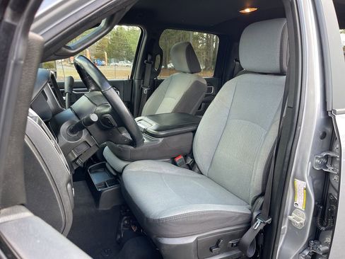 Certified 2024 RAM 2500 Big Horn AWD/4WD image 20
