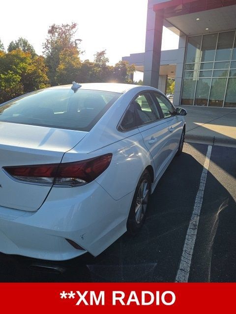Used 2018 Hyundai Sonata SE w/ Cargo Package FWD image 5