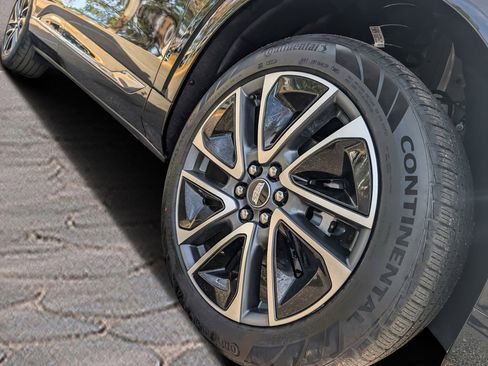 New 2026 Cadillac Optiq Sport 1 image 7