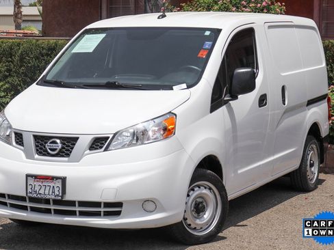 Used 2020 Nissan NV200 S image 4