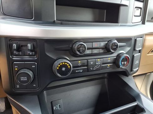 Used 2025 Ford F350 XLT w/ FX4 Off-Road Package AWD/4WD image 23