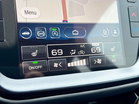 Certified 2025 Subaru Outback Wilderness w/ Wilderness Package AWD/4WD image 18