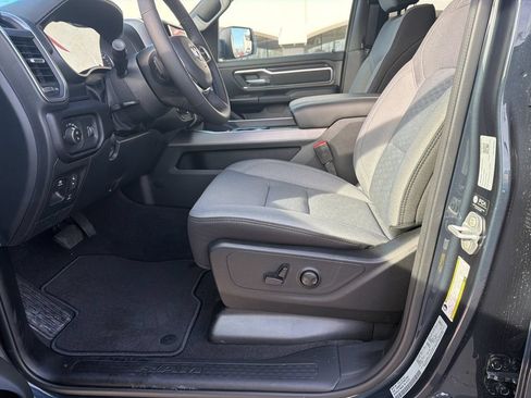 New 2026 RAM 1500 Big Horn AWD/4WD image 29