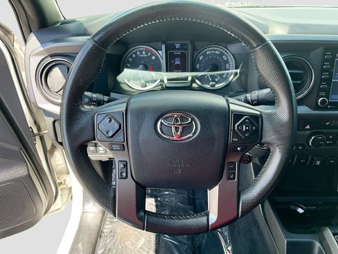 Used 2021 Toyota Tacoma TRD Pro AWD/4WD image 11