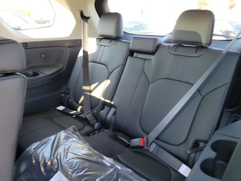 New 2026 Honda Pilot Touring image 16