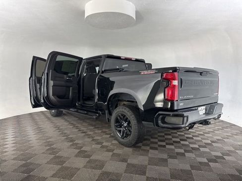 Used 2021 Chevrolet Silverado 1500 Custom Trail Boss image 18