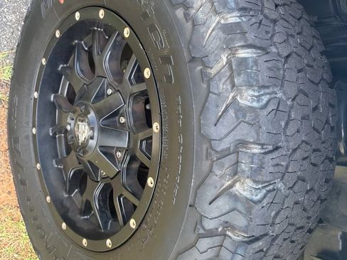 Used 2016 Jeep Wrangler Unlimited Sport w/ Power Convenience Group AWD/4WD image 21