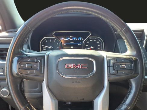 Used 2021 GMC Yukon SLT image 13