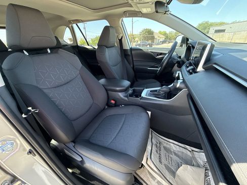 Certified 2025 Toyota RAV4 XLE w/ Convenience Package FWD image 26