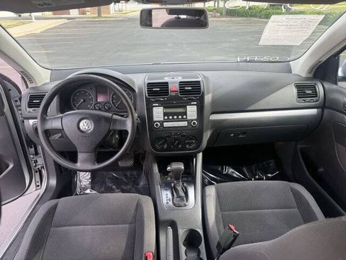 Used 2009 Volkswagen Jetta S FWD image 9