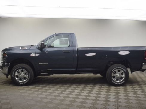 New 2026 RAM 2500 Big Horn AWD/4WD image 15