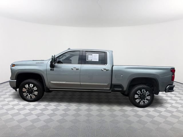 Used 2024 Chevrolet Silverado 3500 High Country w/ High Country Premium Package AWD/4WD image 8