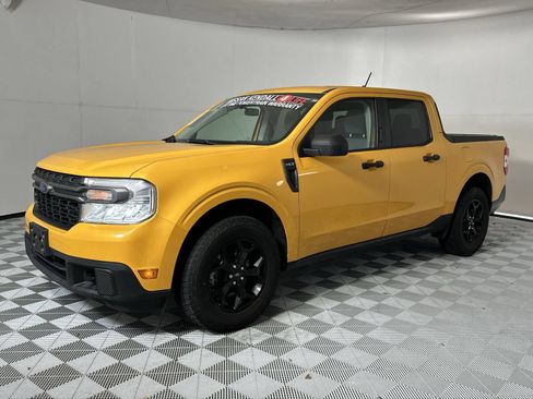 Used 2022 Ford Maverick XLT w/ FX4 Off-Road Package AWD/4WD image 4