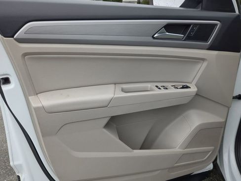 Used 2018 Volkswagen Atlas SE image 18