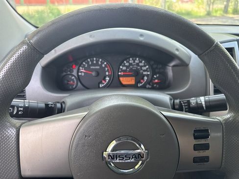 Used 2011 Nissan Frontier SV RWD image 37