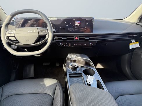 New 2025 Kia EV6 Wind image 10