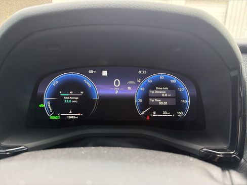 Used 2025 Toyota Camry XSE w/ Premium Package image 8