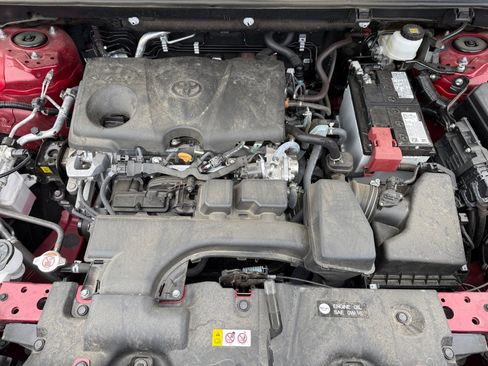Used 2025 Toyota RAV4 LE AWD/4WD image 20