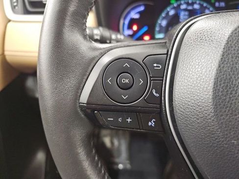 Certified 2023 Toyota RAV4 XLE Premium AWD/4WD image 20