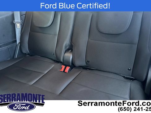 Certified 2023 Ford Explorer XLT RWD image 18