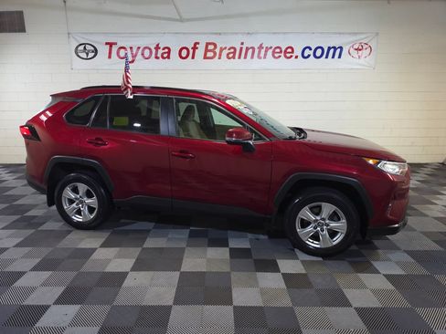 Certified 2021 Toyota RAV4 XLE w/ Convenience Package AWD/4WD image 1