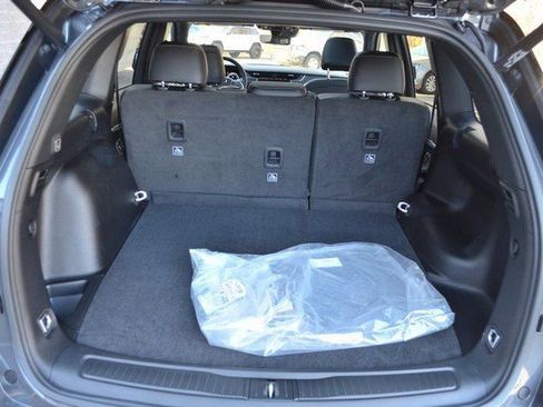 New 2025 Jeep Grand Cherokee Limited image 32