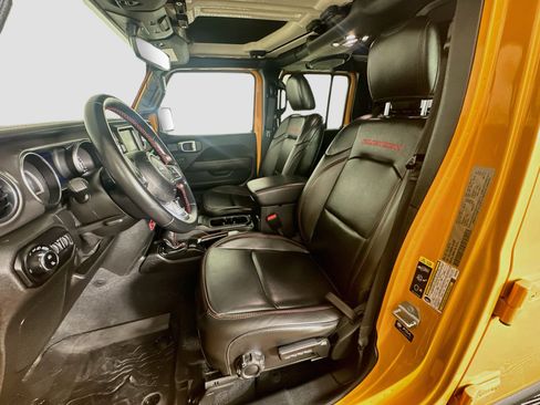 Used 2021 Jeep Gladiator Rubicon AWD/4WD image 13