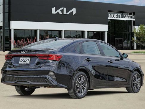 Used 2024 Kia Forte LXS image 6