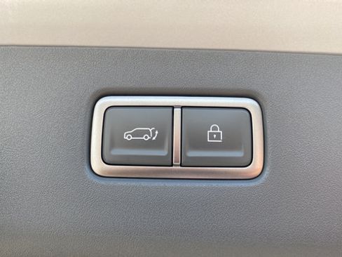 New 2026 Kia EV9 GT-Line AWD/4WD image 32
