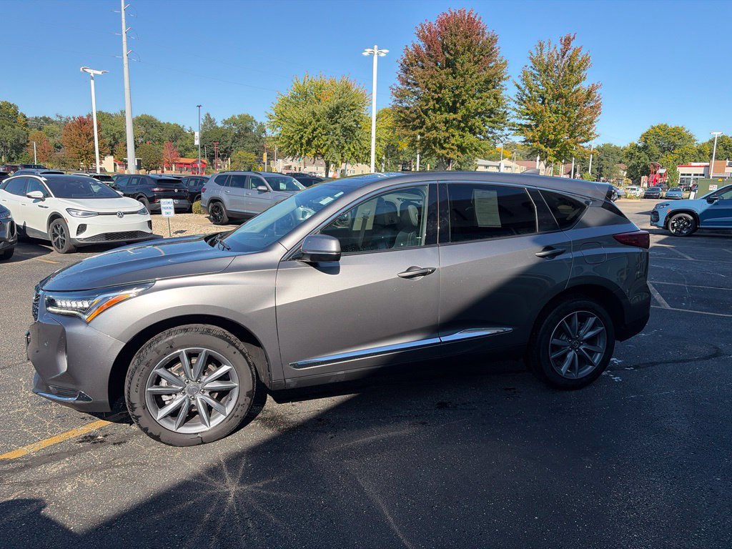 Used 2024 Acura RDX w/ Technology Package AWD/4WD image 4