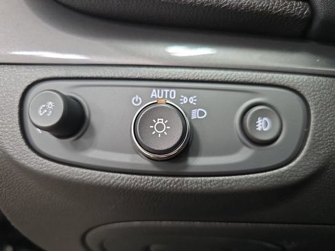 Used 2019 Buick Encore Sport Touring w/ Safety Package FWD image 25