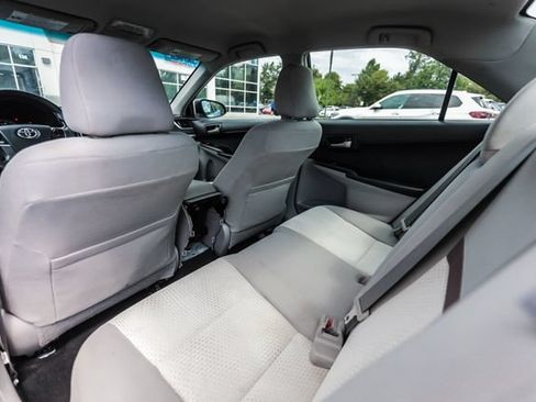 Used 2012 Toyota Camry LE FWD image 26