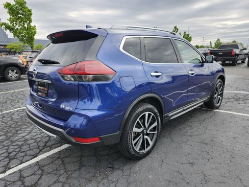 Used 2019 Nissan Rogue SL AWD/4WD image 18