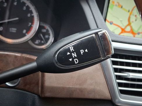 Used 2011 Mercedes-Benz E 350 4MATIC Sedan image 15