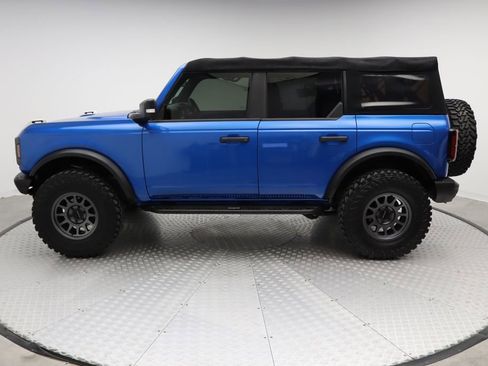 Used 2021 Ford Bronco Badlands image 12