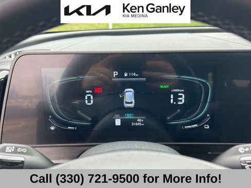 Certified 2024 Kia Sportage EX image 30