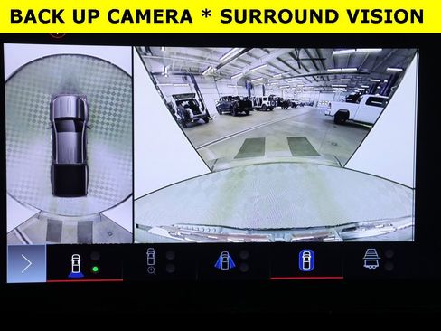 Used 2023 GMC Canyon Denali image 6